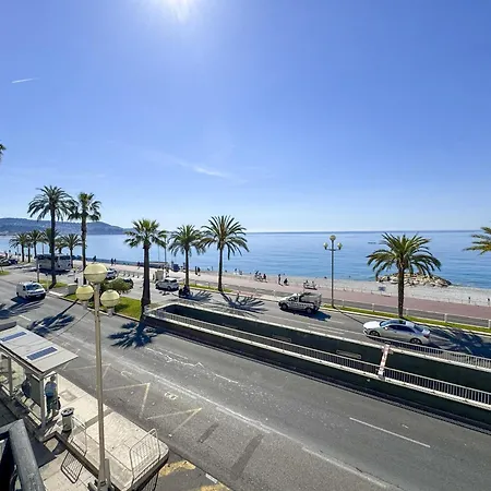 Elegant Sea Front Lejlighed Nice