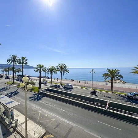 Elegant Sea Front Appartement