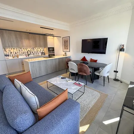 Elegant Sea Front Appartement