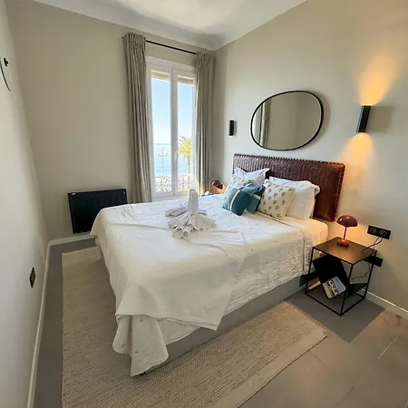 Elegant Sea Front Appartement Nice