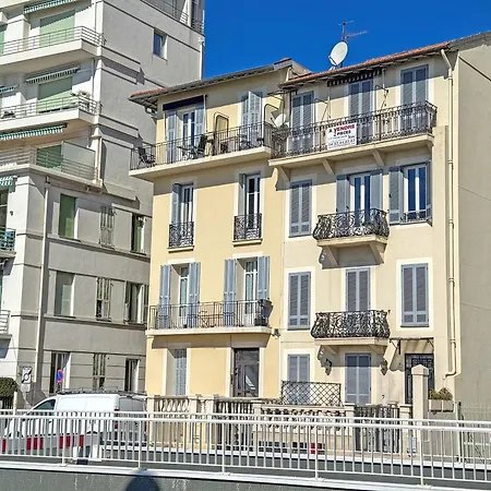 Lejlighed Elegant Sea Front